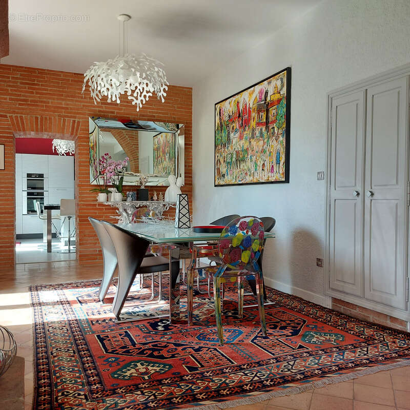Maison à vendre 13 pièces MONTAUBAN (82), salle de reception, parking, bureaux, cave, dépendances,  parc de 8000m2, 2 entrées in - photo 18