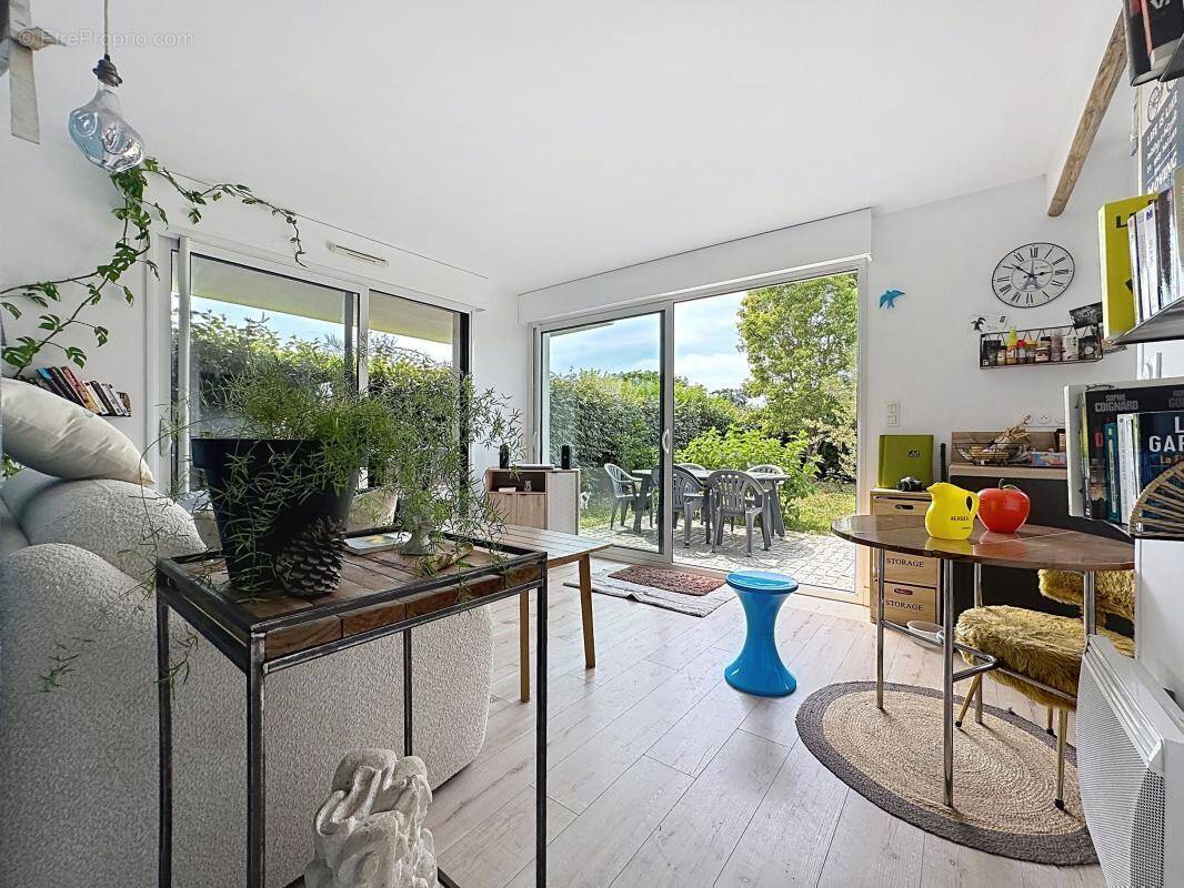 Appartement à PERIGNY
