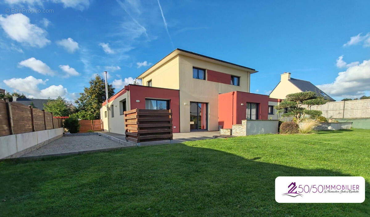Maison à LANDIVISIAU