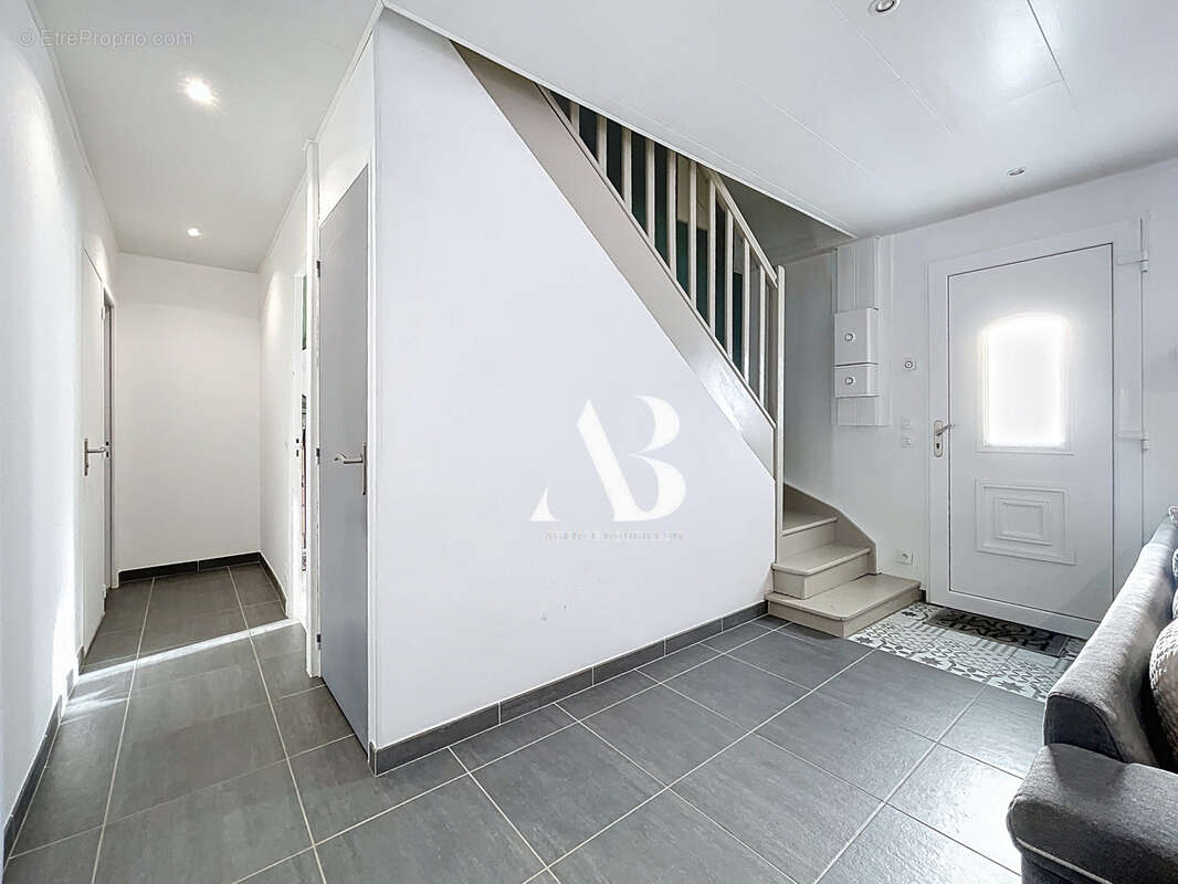 Maison à SOGNOLLES-EN-MONTOIS