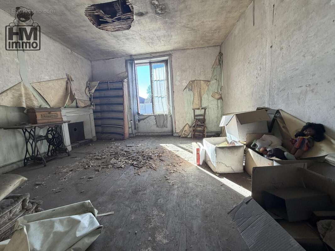 n°2 - Maison à LUBERSAC