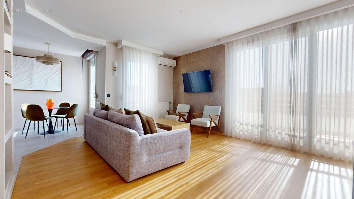 Appartement à LYON-8E