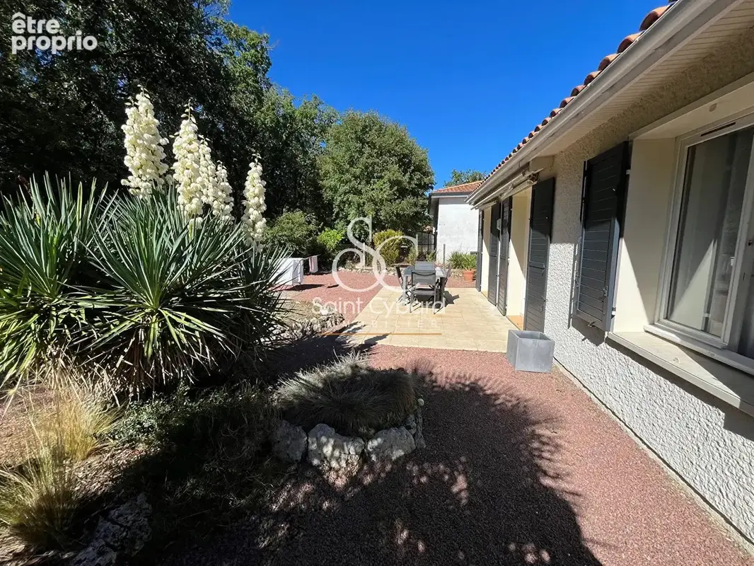 Maison à vendre à Saint Yrieix sur Charente - 3 chambres, 82 m² - photo 12