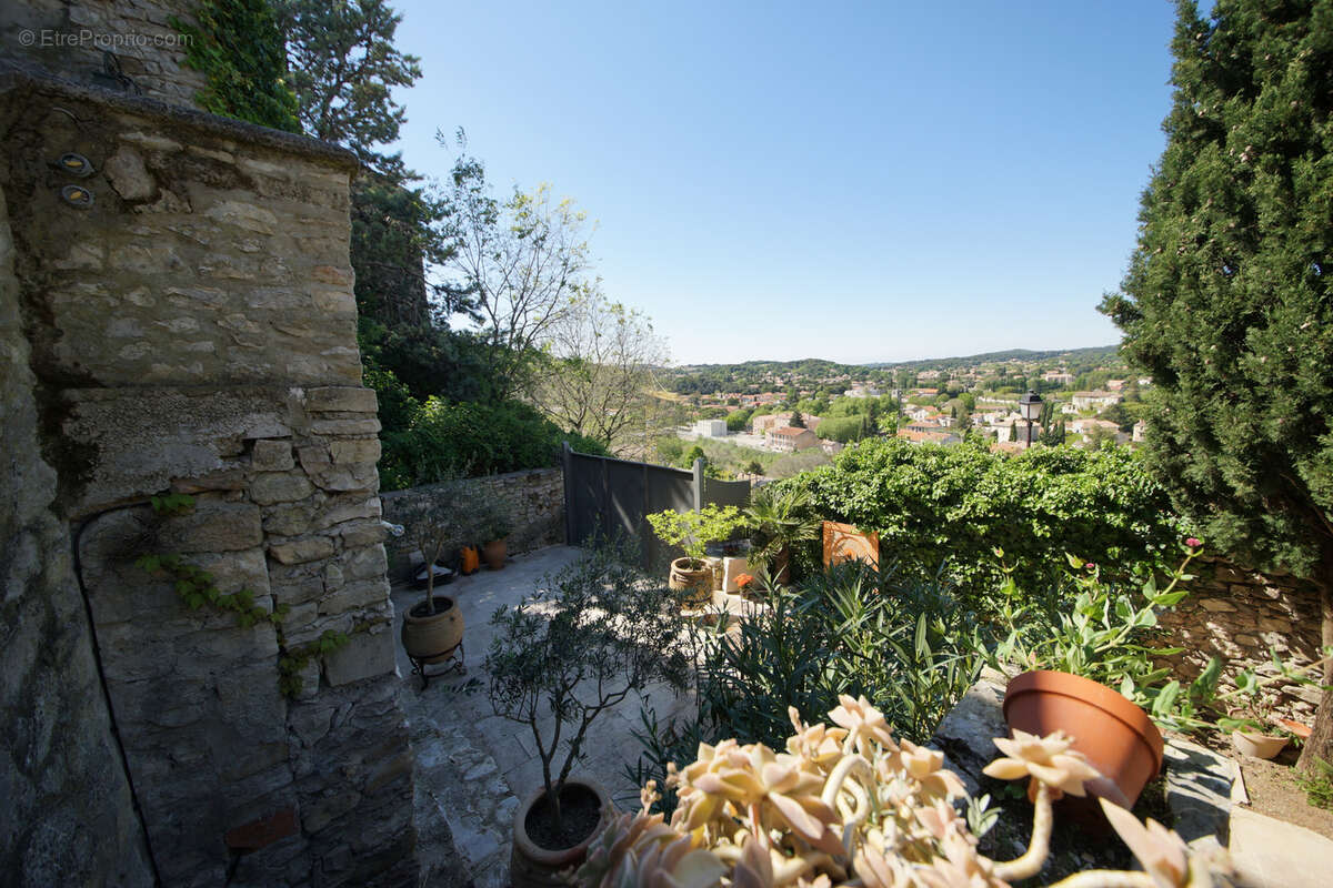 Maison à VAISON-LA-ROMAINE
