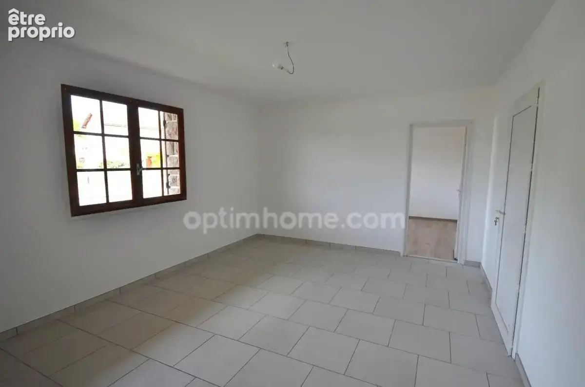 Maison individuelle de 160 m² avec 5 chambres, garage et terrain de 498 m² à Cournon-d’Auvergne - photo 2