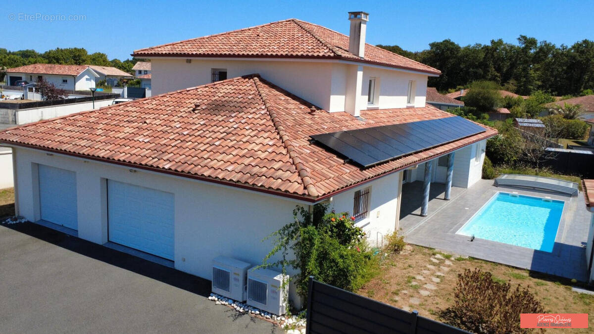 Maison à SAINTE-MARIE-DE-GOSSE