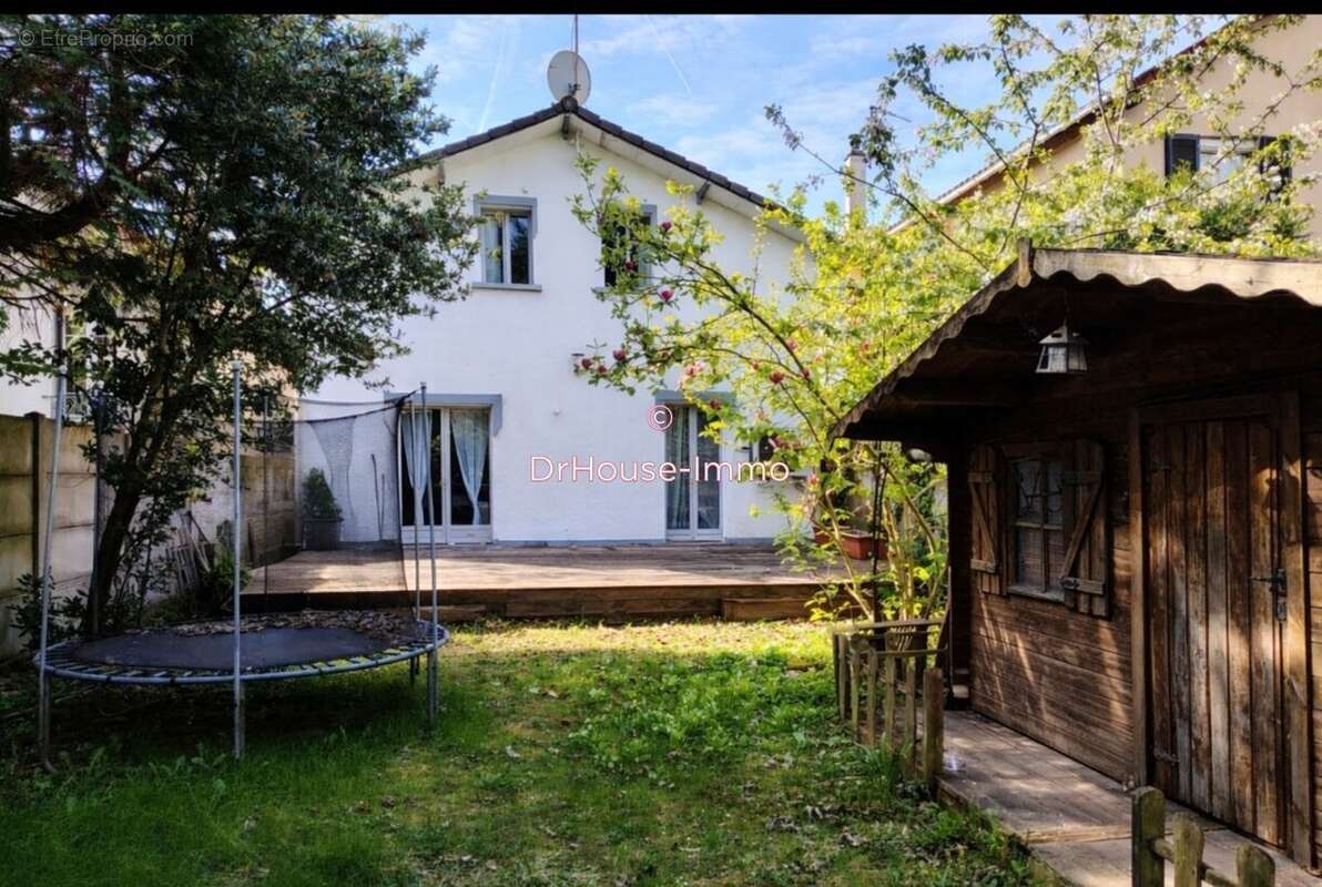 Maison à MONTFERMEIL
