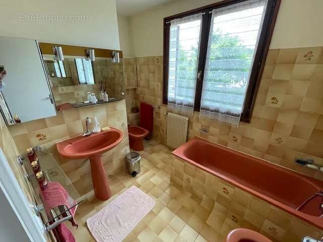 Maison à LE HAILLAN