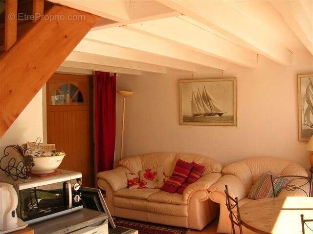 PHOTO POOL HOUSE DOWN STAIRS 1 - Maison à LE BUGUE