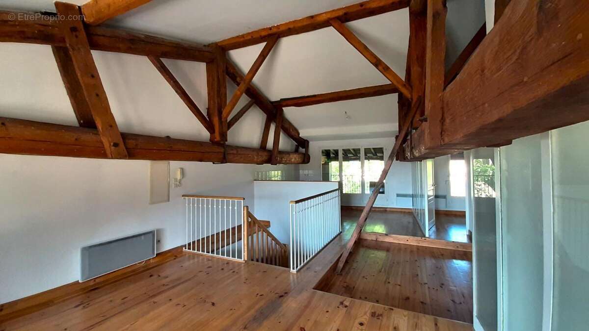 Appartement à CARCASSONNE