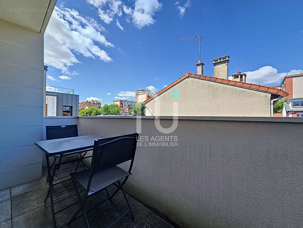 Appartement à BOIS-COLOMBES