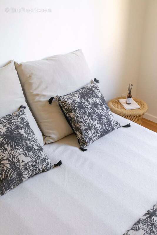 Appartement à MARSEILLE-6E