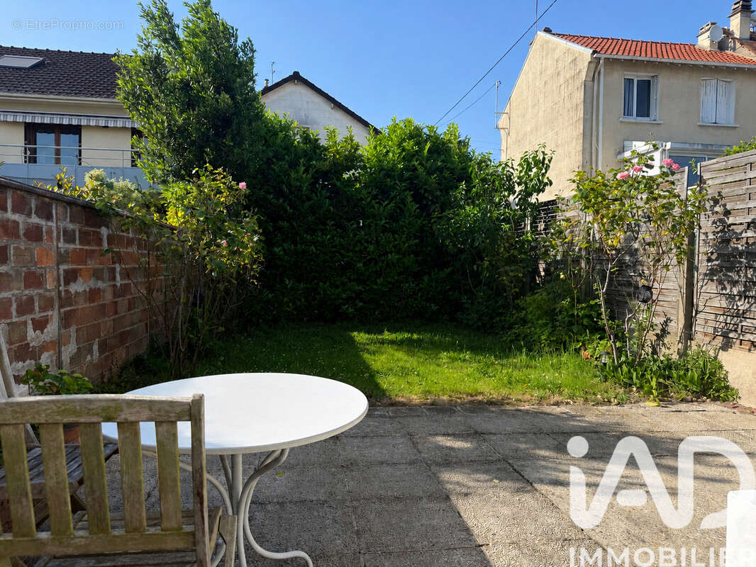 Photo 9 - Maison à HOUILLES