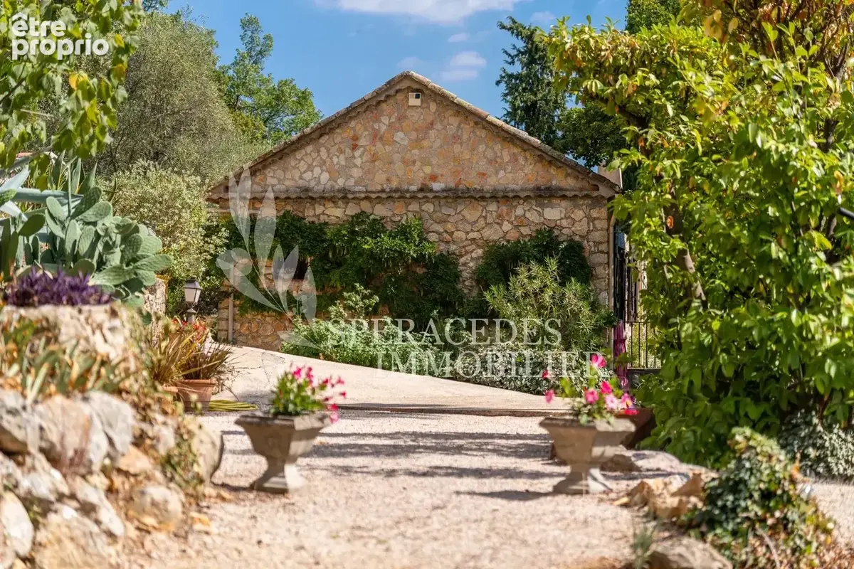 Saint-Cézaire-sur-Siagne – Charmante bastide en pierre de plain-pied - photo 7
