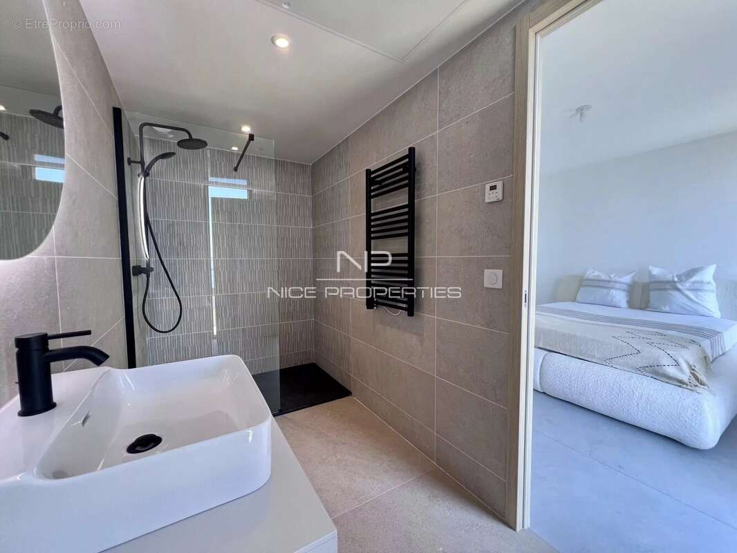 Appartement à THEOULE-SUR-MER