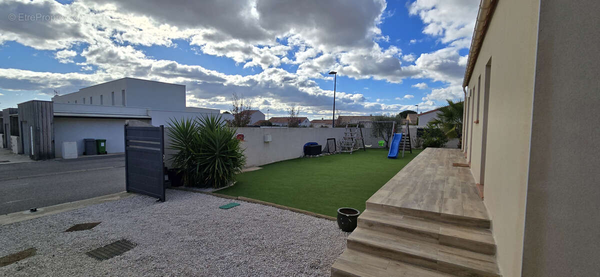 Maison à JONQUIERES