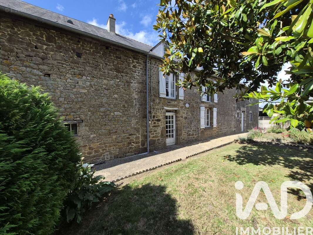Maison 235 m² à Ceauce  - photo 3
