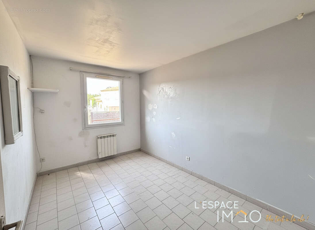 Le calme, l’espace et le potentiel pour cette maison à Plan d'orgon ! - photo 7