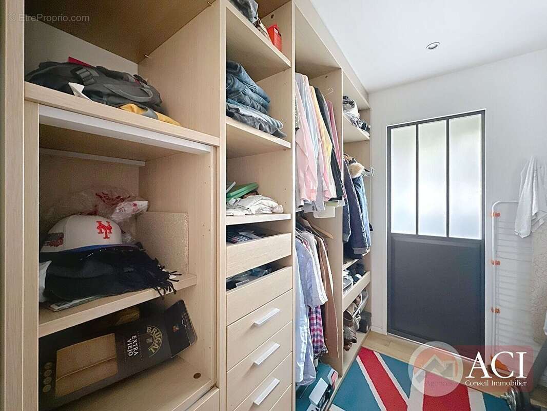 Appartement deux pieces - proche gare barre ormesson - photo 8