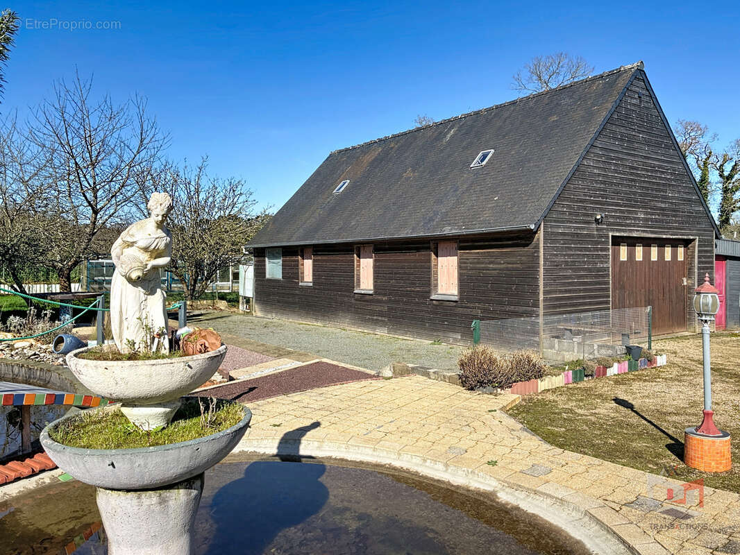 Maison à PLOUBEZRE