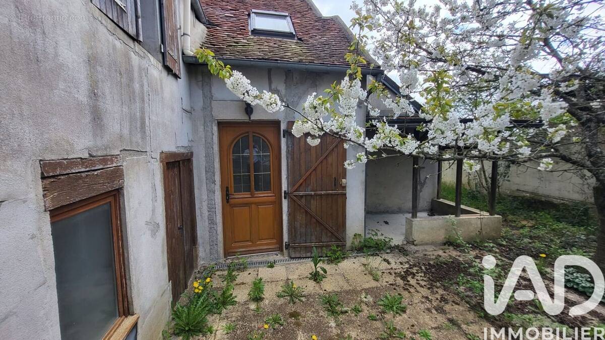 Photo 1 - Maison à VILLE-LANGY