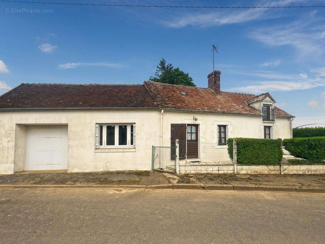 Maison à OUZOUER-LE-MARCHE