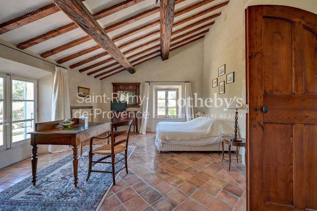 Au cœur des Alpilles, une propriété d’exception chargée d’histoire - photo 18