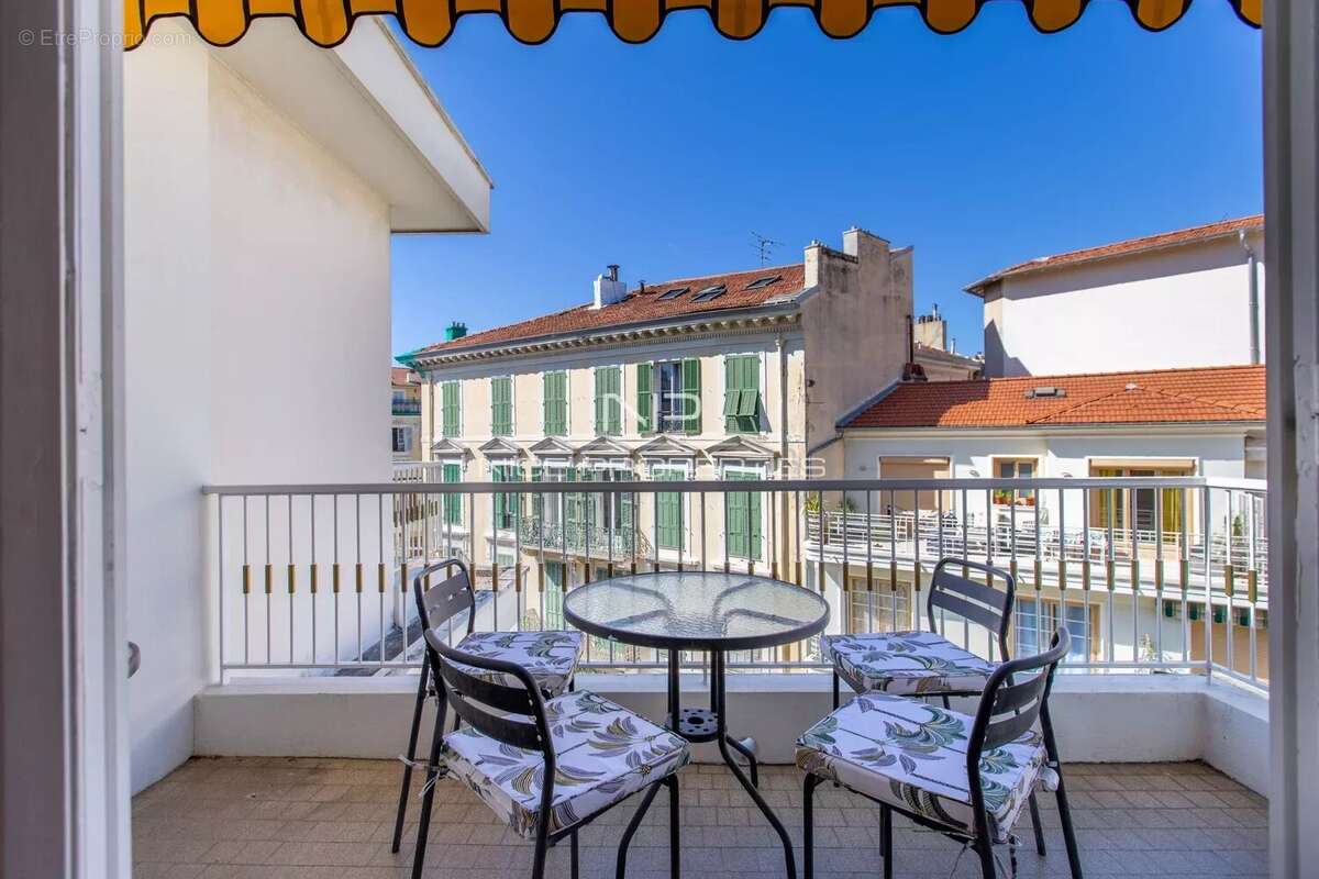 Appartement à NICE