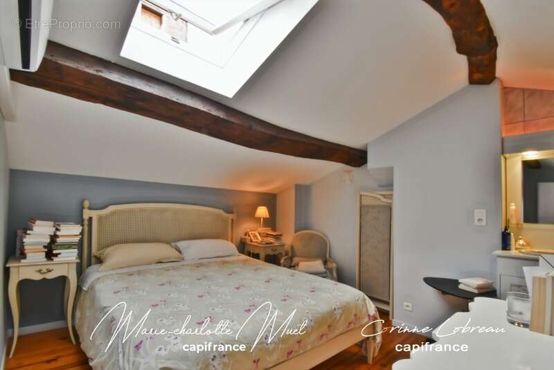Maison de ville avec deux habitations indépendantes et cour privative - photo 8