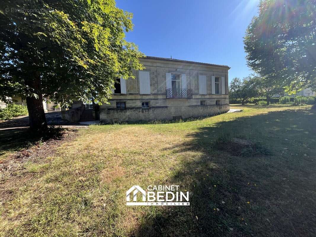 Maison à FARGUES-SAINT-HILAIRE