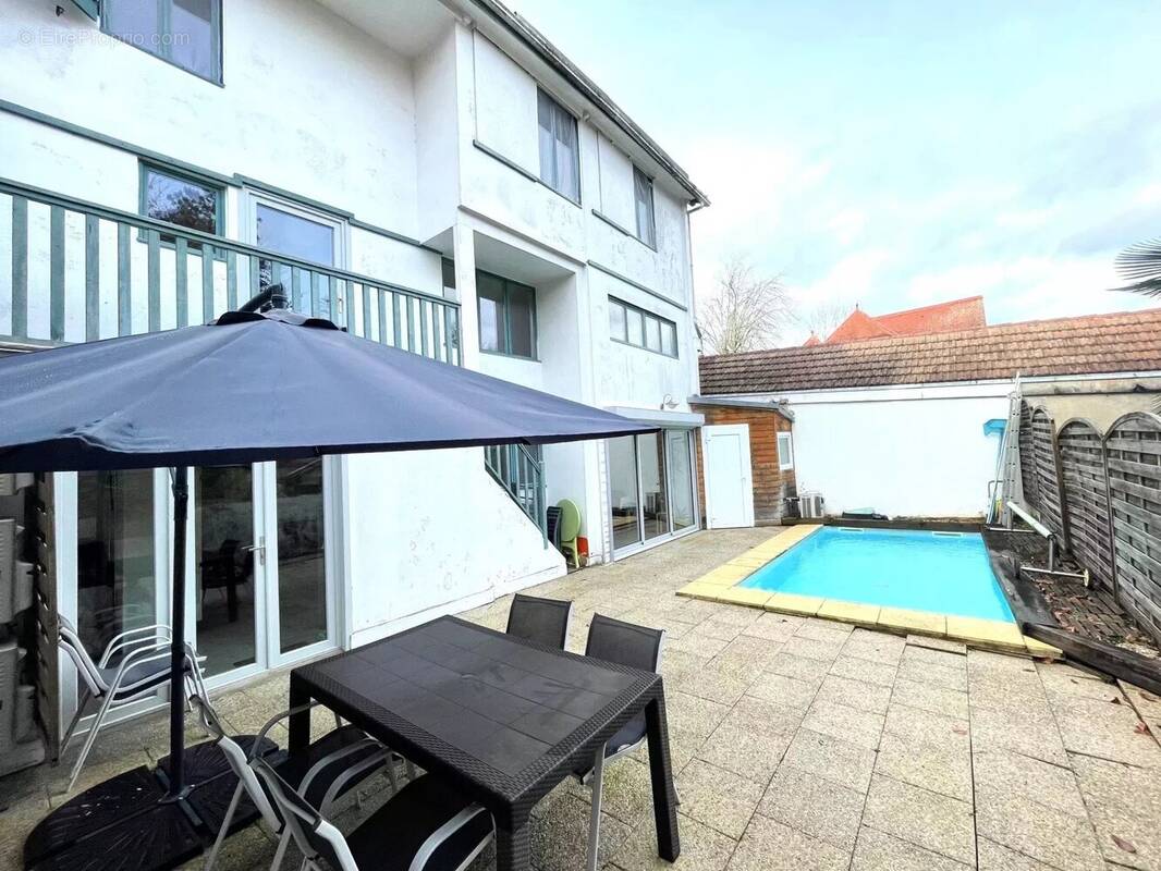 Maison à SALIES-DE-BEARN