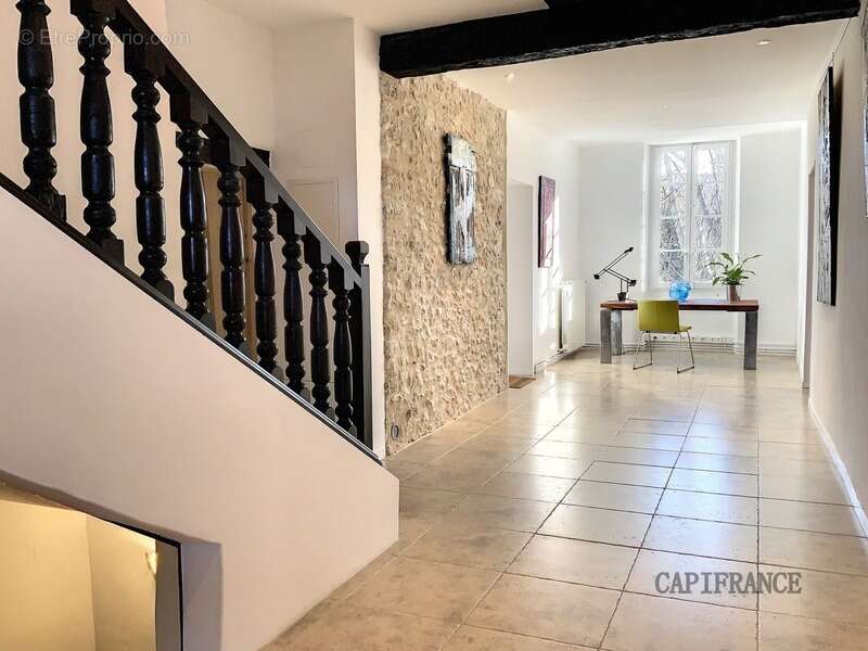 Maison à FORCALQUIER