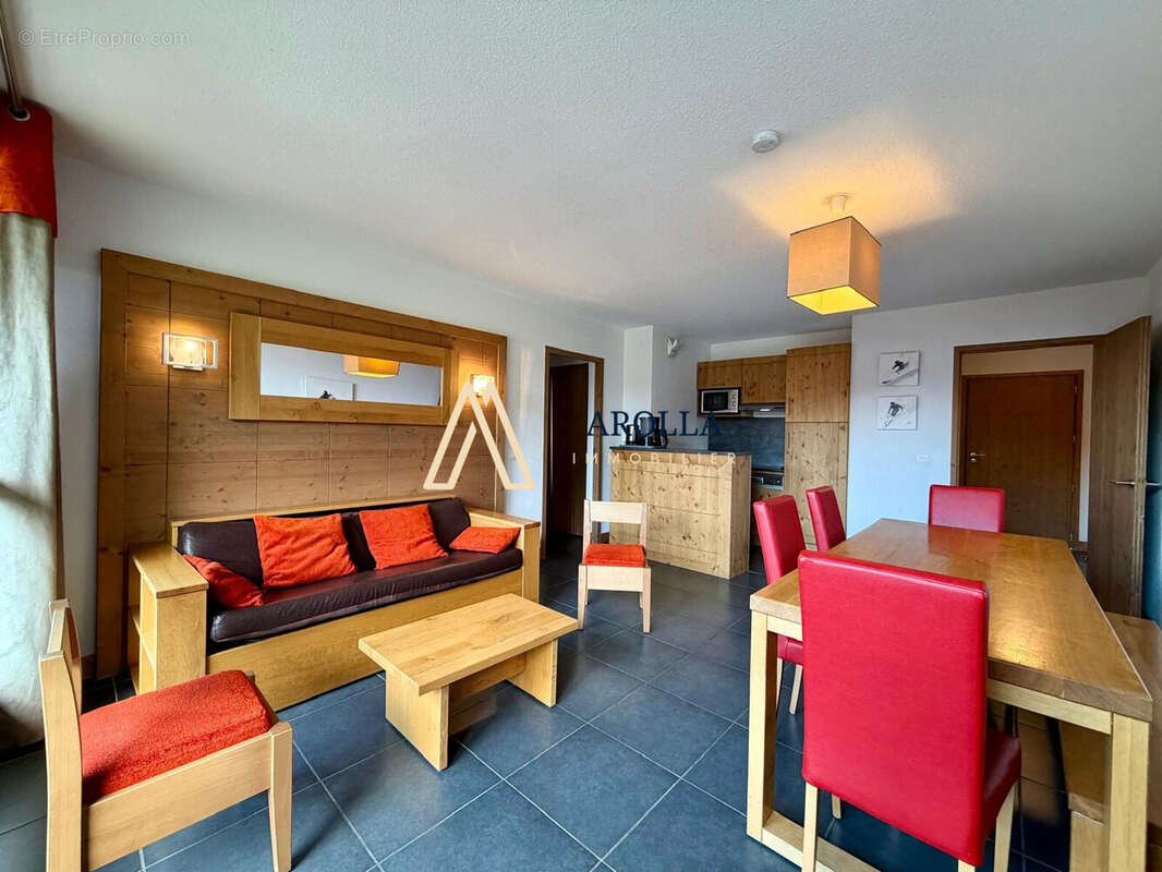 Appartement 65 m² à Bourg-Saint-Maurice  - photo 2