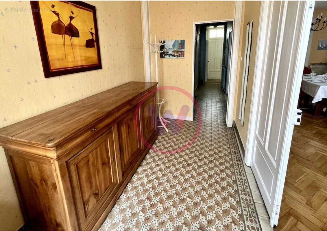 EXCLUSIVITE - ARRAS GARE - Maison de ville de 171m2 - 4 chambres et jardin - photo 10
