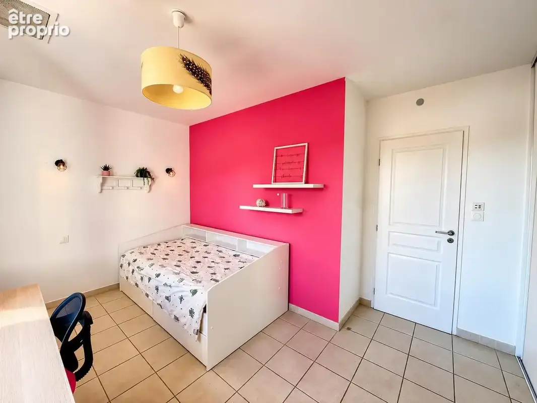 Maison plain pied 5 chambres à Cuers - photo 7