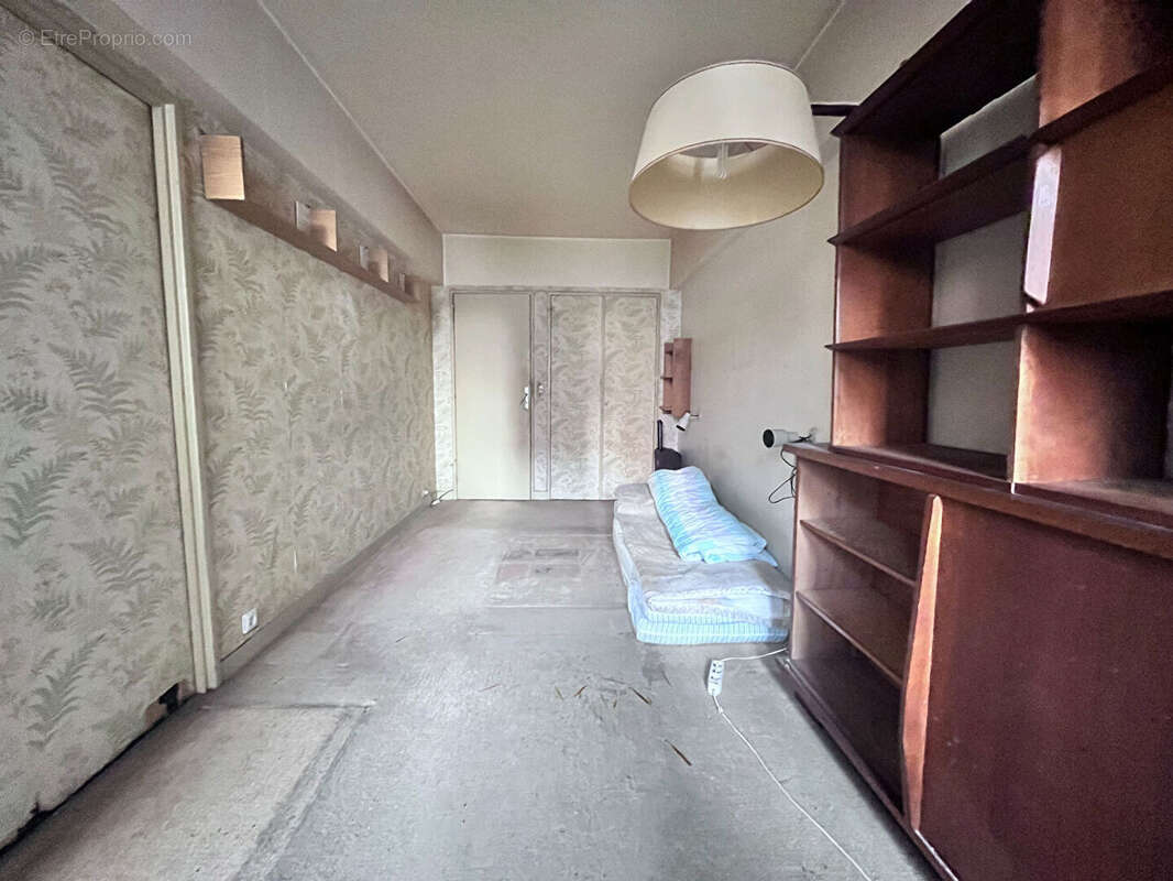 Appartement à PARIS-10E