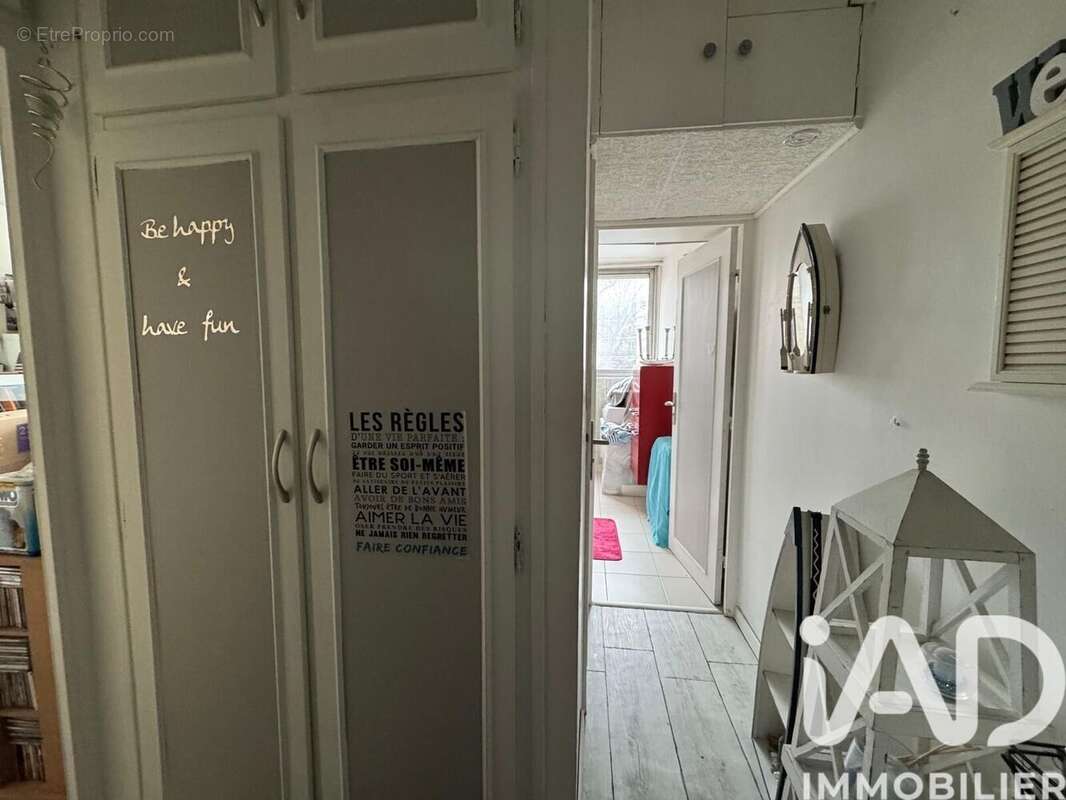 Photo 8 - Appartement à SAVIGNY-SUR-ORGE