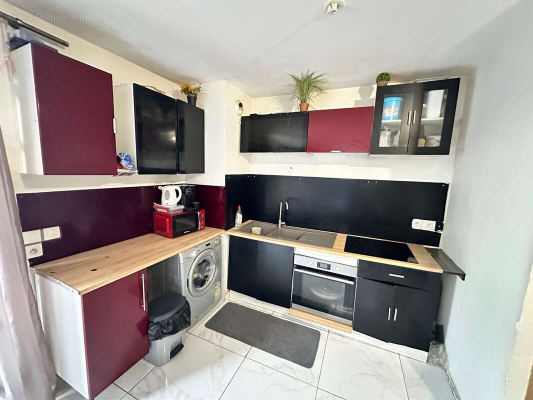 Appartement à FLEURY-MEROGIS