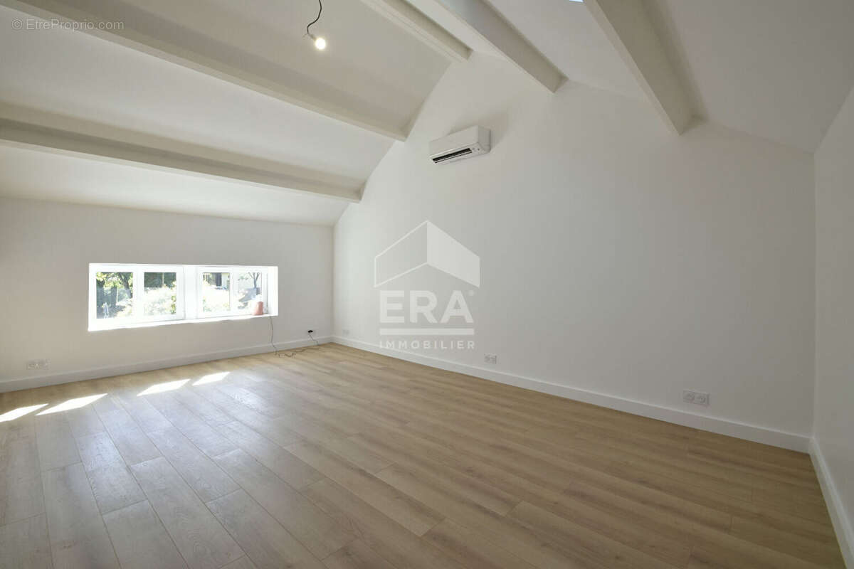 Maison à VILLIERS-SAINT-FREDERIC