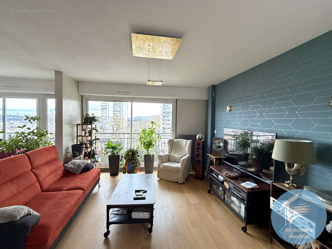 Appartement à LYON-9E