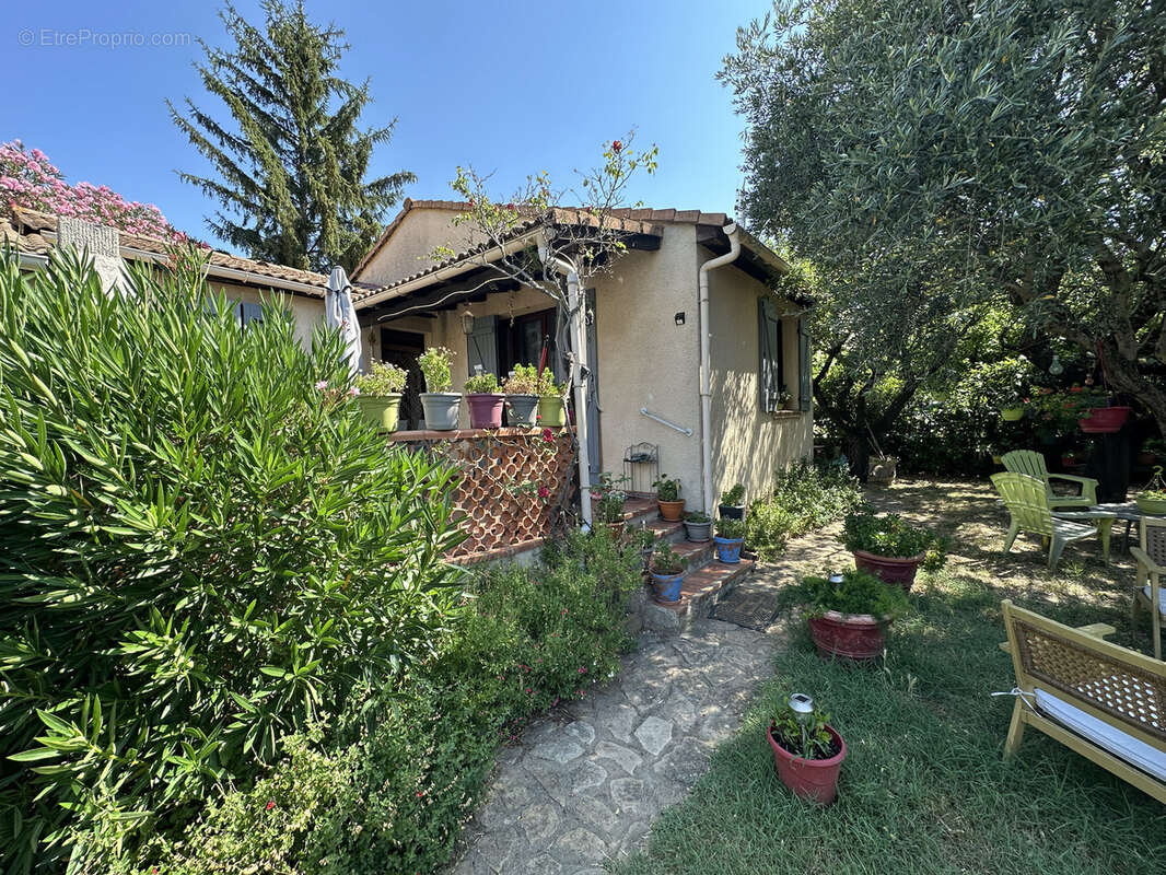 Maison à BAGNOLS-SUR-CEZE