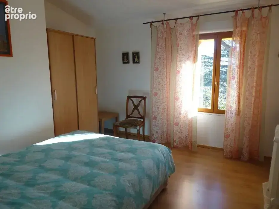 DIEULEFIT - 26220 – Propriété rénovée - 15 pièces – 7 chambres - 330 m²    Piscine 54 m² - Au cœur d’un domaine boisé Terrain 12 - photo 24