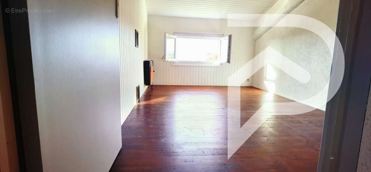 Maison à THEZAN-LES-BEZIERS