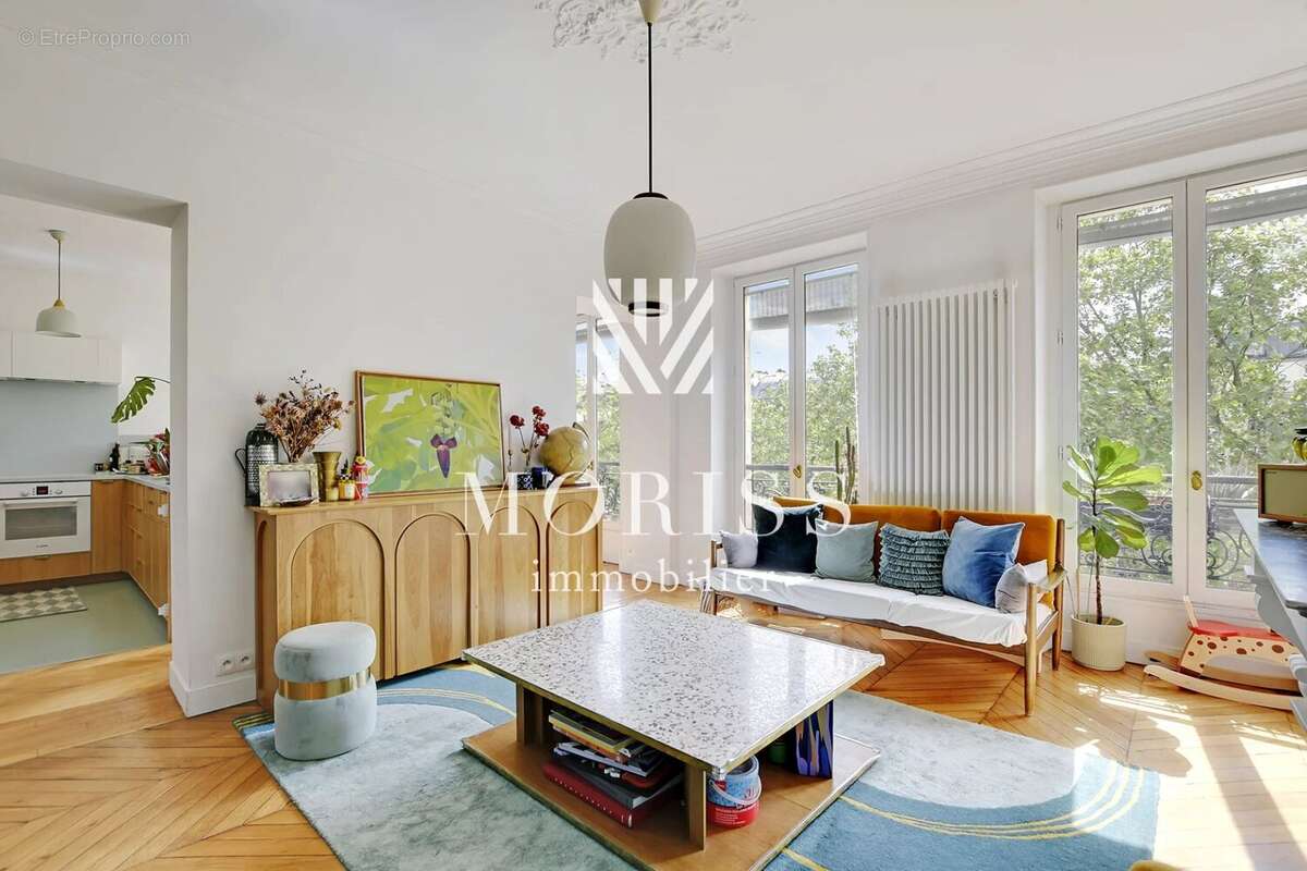 Appartement à PARIS-11E
