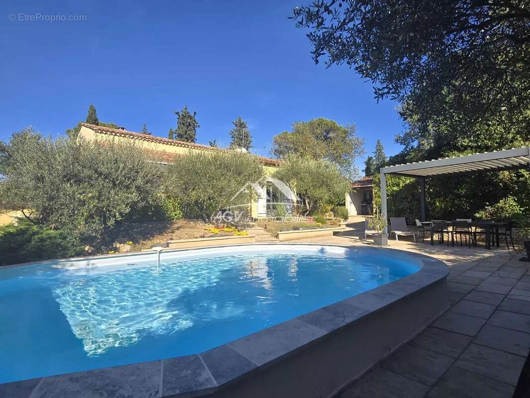 Maison à SAINT-CHRISTOL-LES-ALES