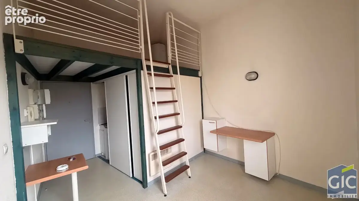 A vendre en exclusivite caen memorial studio avec mezzanine - photo 2