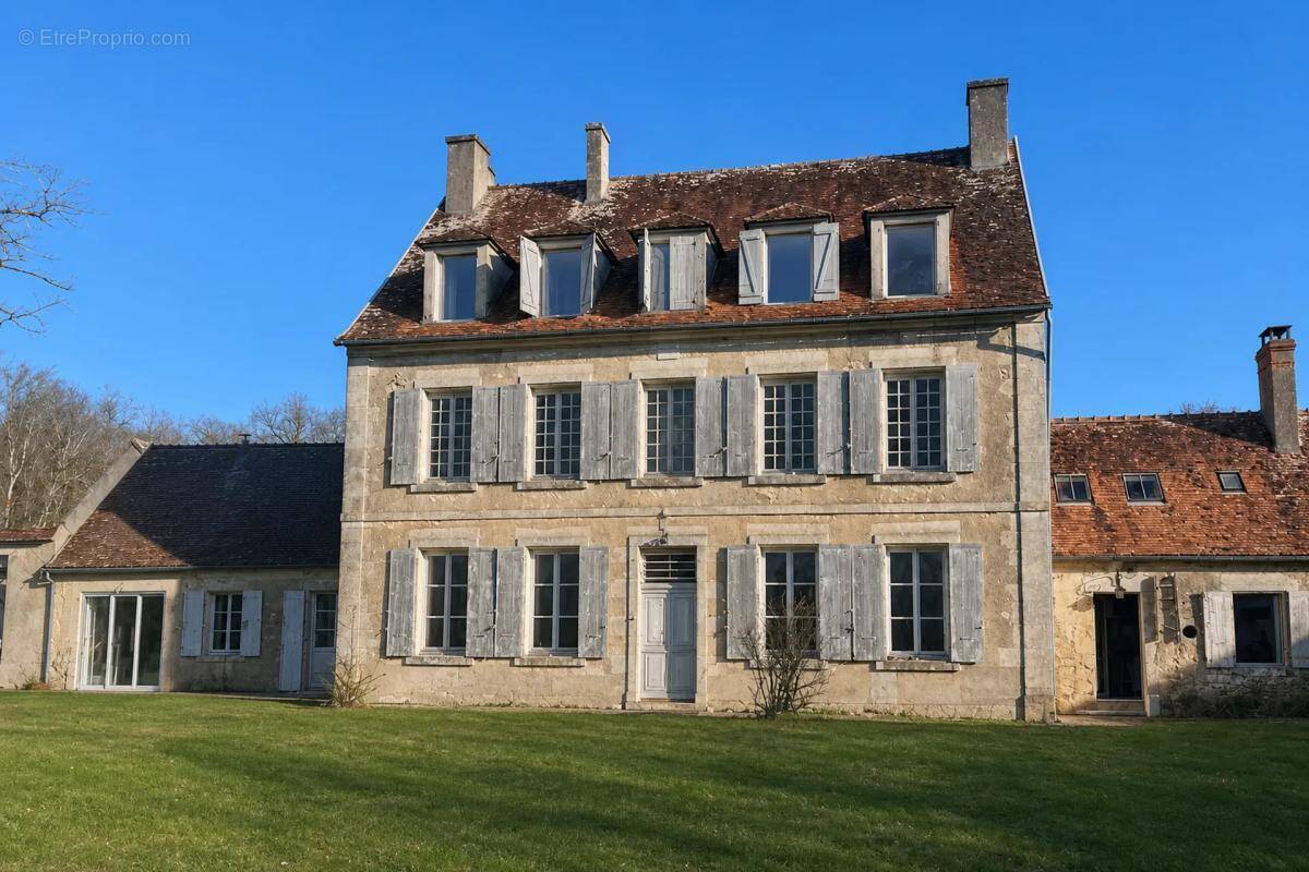Maison à SAINT-VERAIN