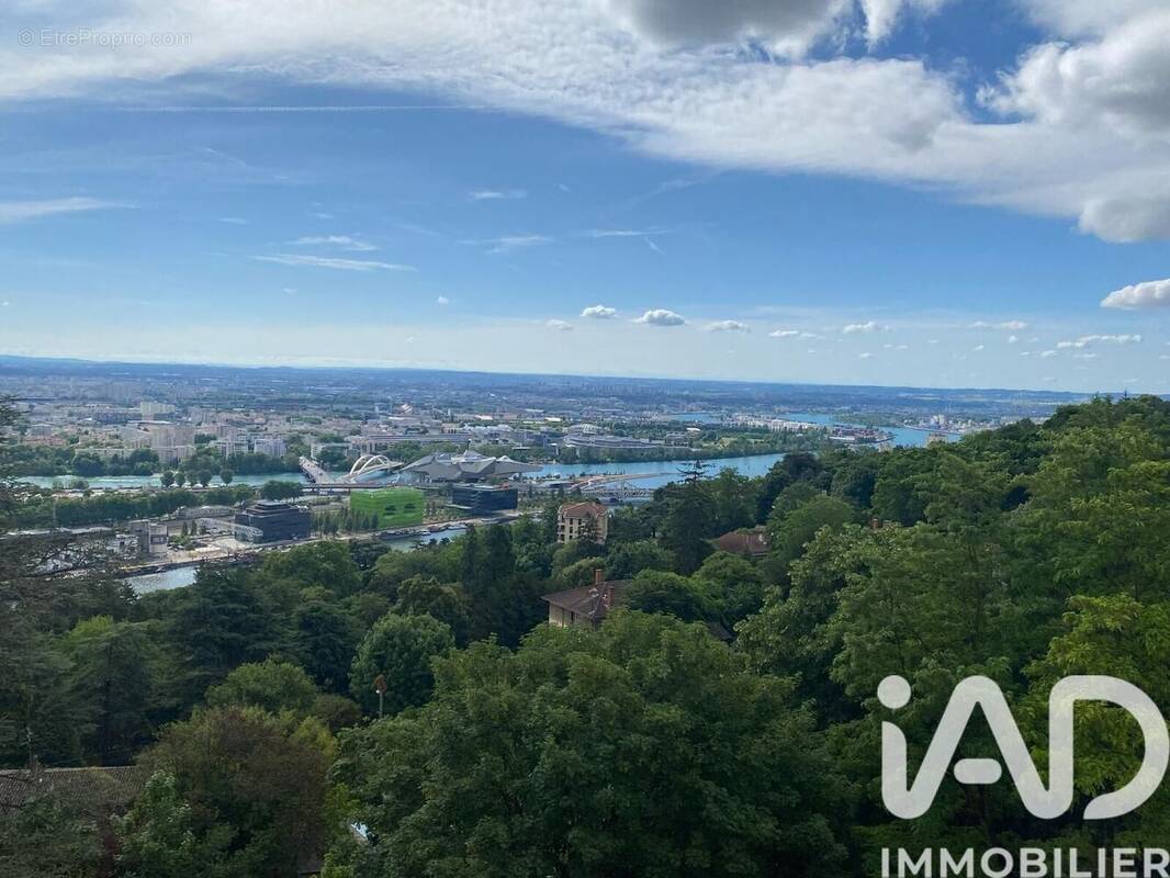 Photo 1 - Appartement à SAINTE-FOY-LES-LYON
