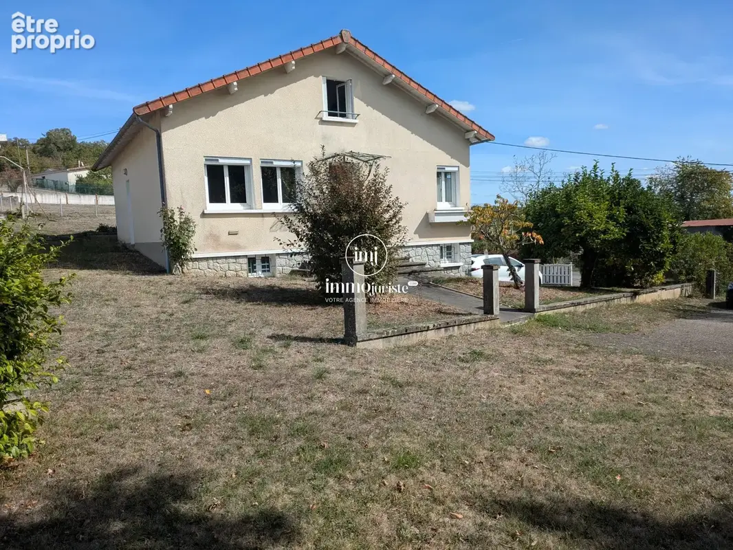 Maison à SAINT-VICTURNIEN