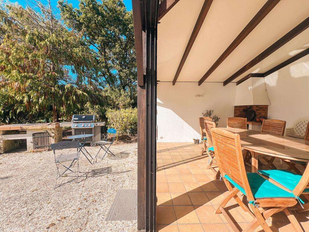 Maison à SAINT-ETIENNE-DE-MONTLUC